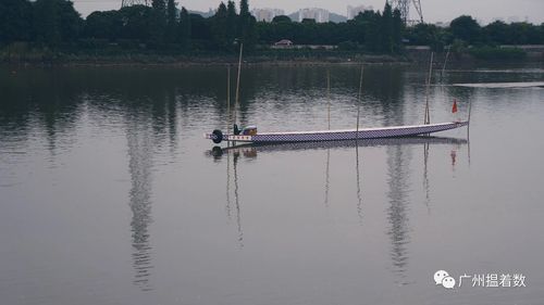 3.北江边都有小码头,每个码头都有一个大铁门,一般在江边和景区入口处都会有。