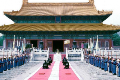 ​清朝官员的品级、爵位和俸禄制度历史介绍