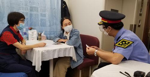 第二天:火车东站(抵达目的地后,入住酒店)
