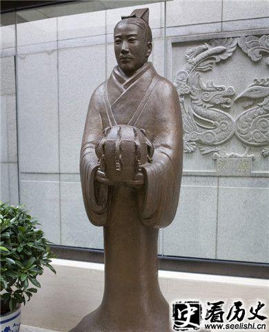 张衡雕像