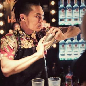 ​摇酒的时候要注意什么(摇酒要摇多久)