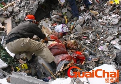 ​汶川地震恐怖真实图片 汶川地震恐怖真实图片时间