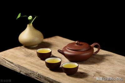 ​绿茶过期2年但没开封 茶叶过期没拆封可以喝吗？过期了是扔还是不扔？这次终于