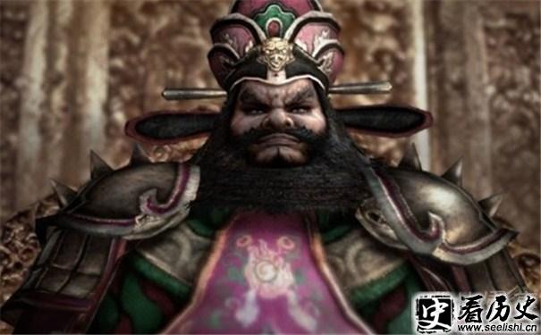 董卓像