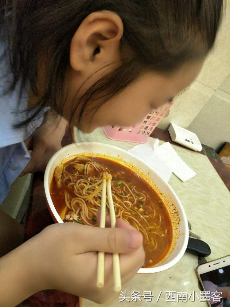 作为一个美女，在她们的吃货世界里，你真正的不懂！