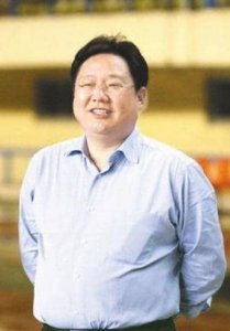 ​徐明（实德集团、实德俱乐部原董事长）