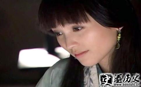 电视剧《神话》吕素扮演者