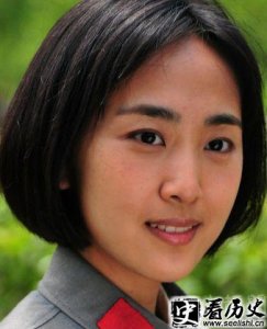 ​贺子珍漂不漂亮