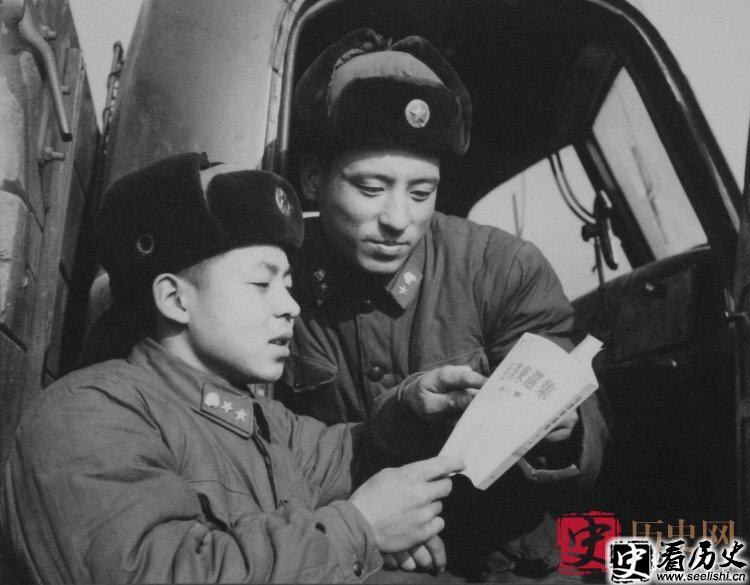 雷锋的原名是什么 雷锋是怎么死的？