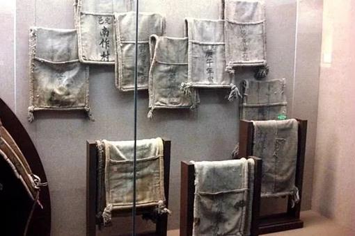 古代女性不背包男性背包?