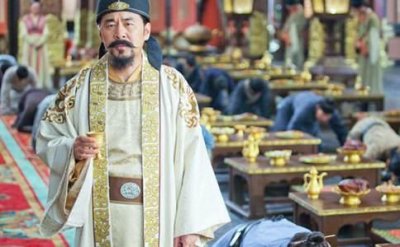 ​宋太祖赵匡胤为什么会提出迁都?
