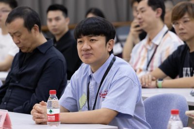 ​王祖蓝“组团”来粤学习，预言粤语电影将有“大爆发”