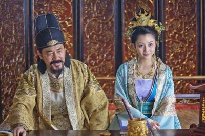 ​赵匡胤在位十几年,明明有儿子为什么一直不立太子?