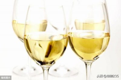 ​白葡萄酒加冰块好喝吗女生？白葡萄酒加冰块好喝吗为什么