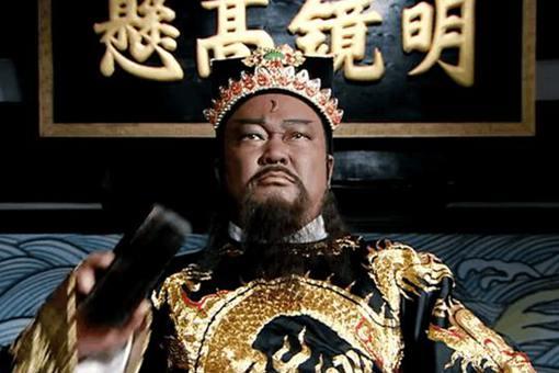 包拯为什么可以穿龙袍?不是只有皇帝才能穿吗?