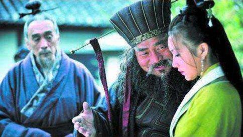 董卓到底是个什么样的人?