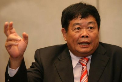 ​玻璃大王曹德旺什么学历（曹德旺是怎么一步步走到今天的）