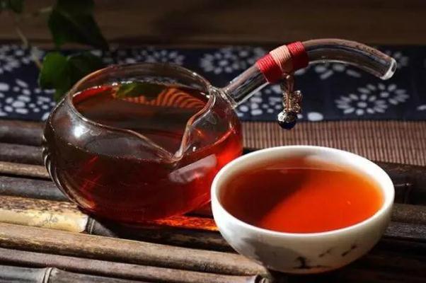 黑茶要煮着喝吗 黑茶为什么要洗三次 黑茶要煮着喝吗 黑茶为什么要洗三次