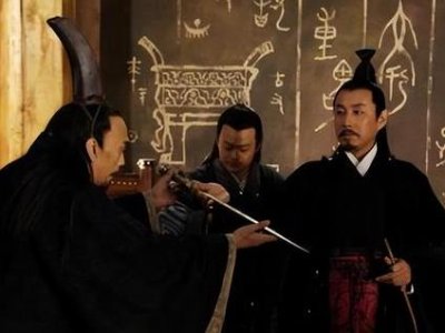 ​刀柄朝后肯定会影响作战 清朝武士为何还那么做
