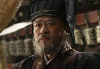 ​汉文帝为什么暗示让亲舅舅自杀？