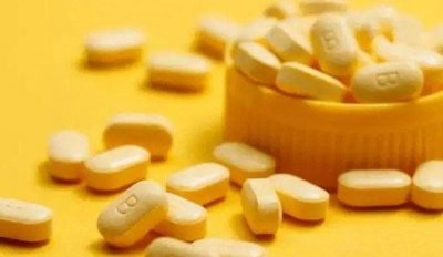 ​维生素B坚持吃一年的后果，拉肚子，头痛等问题会出现(适量吃)