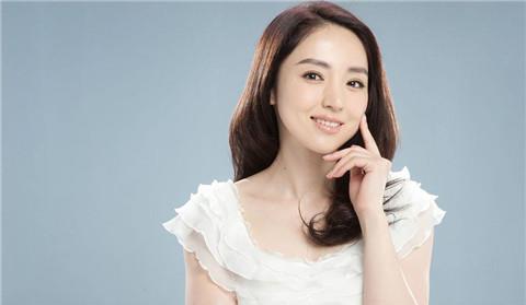 如何网上聊天 学会这4点不怕妹子不回你