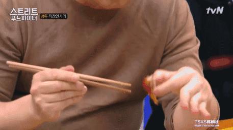 韩国大叔版“舌尖上的中国”  不煽情的美食综艺