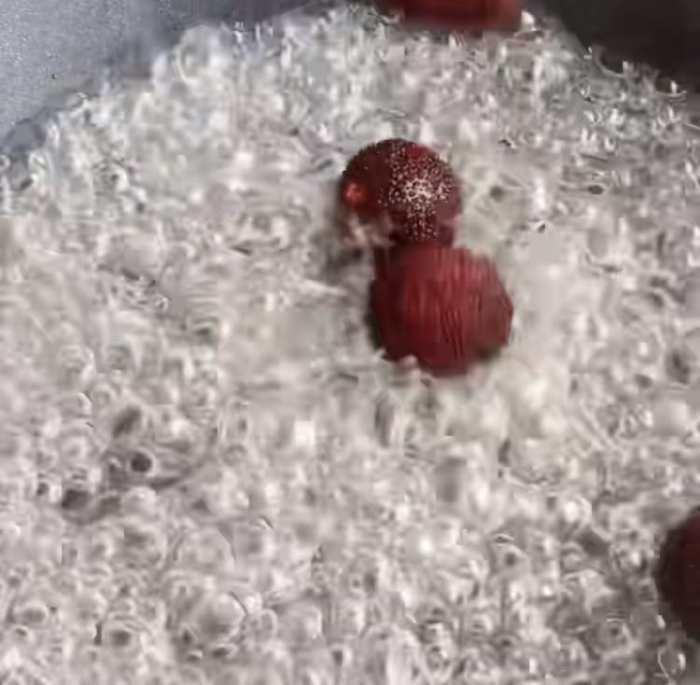 杨梅吃起来一点也不酸,这方法太好了