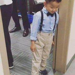 表情包宋民国长大后,不像小岳岳,竟长成长腿小男神