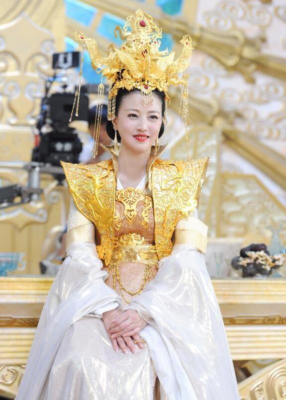 《香蜜沉沉烬如霜》中的4种父母,给了孩子4种人生,数她最幸福