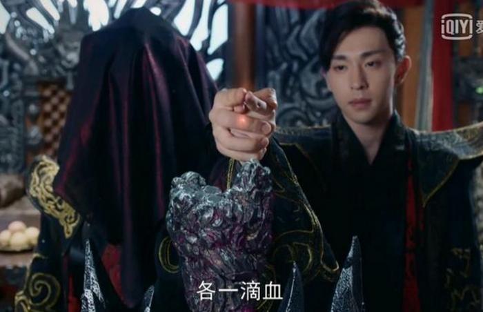 《香蜜》穗禾结局曝光,被收回琉璃净火,还被两个傻子践踏