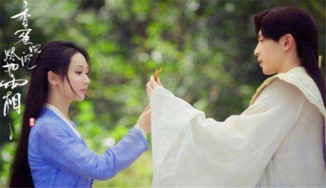 《香蜜》邓伦杨紫吻戏片花曝光,旭凤地咚了锦觅,却在纠结亲不亲