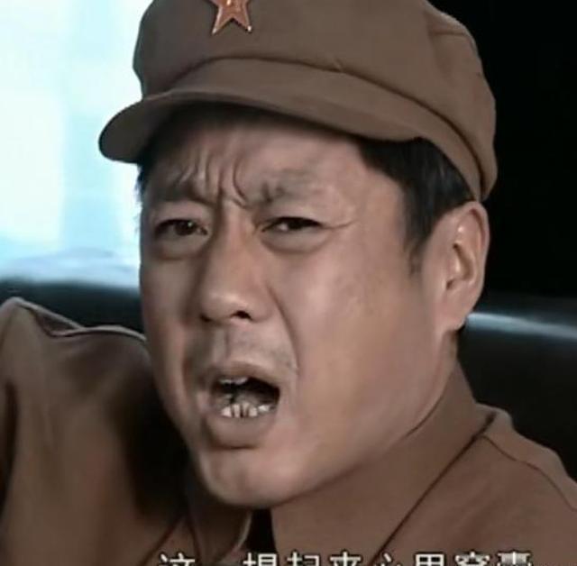 《亮剑》丁伟能力那么强,为何最终授予少将,只因为干过这一件事