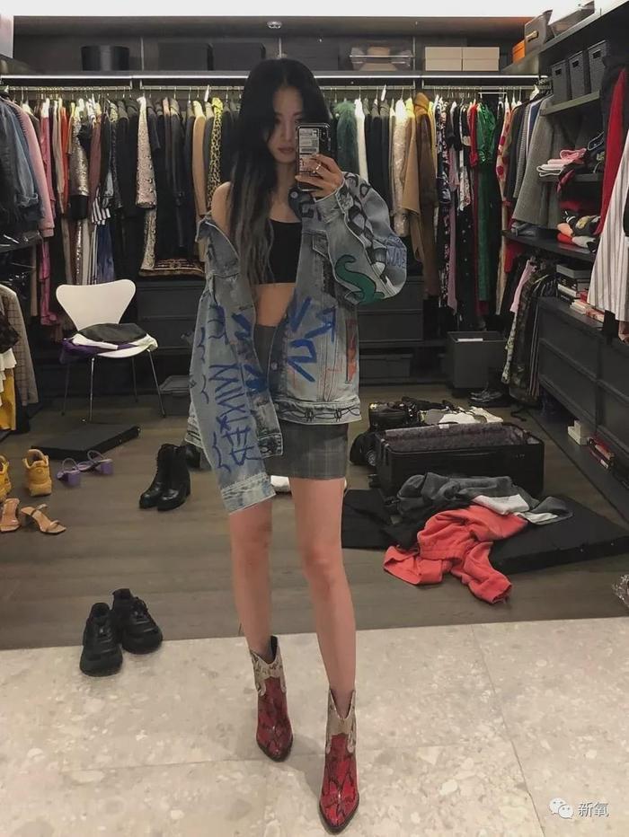 娱乐圈第一代人造美女，因为乱填充翻车了？