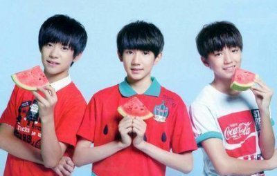 ​TFboys同框,王源身高成硬伤