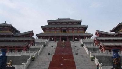 ​项羽为什么要火烧阿旁宫？