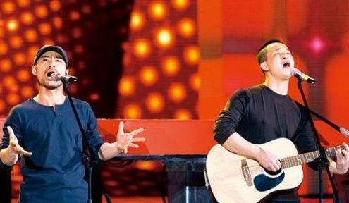 旭日阳刚为什么会被封杀?看看这些年他做什么,一点不冤,太飘了