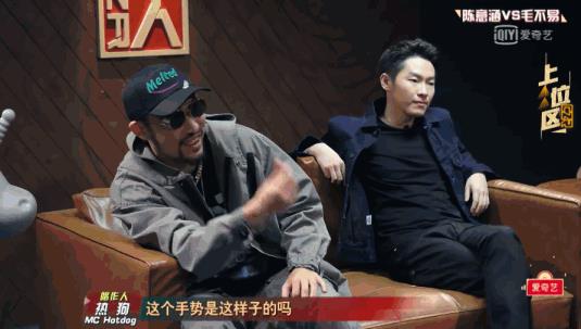 “好声音”夺冠7年后，梁博的冷场功力轻松让毛不易颤抖