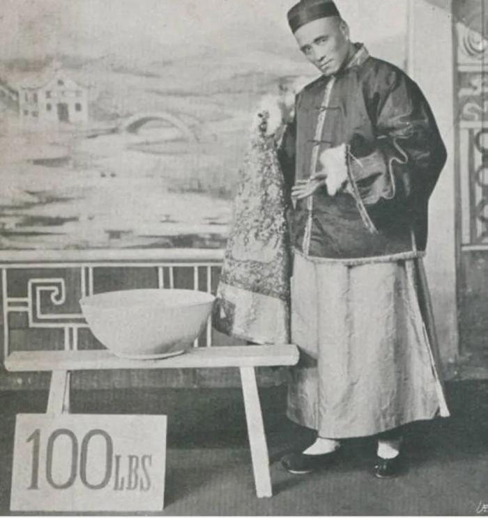 那个试图抓住子弹的人