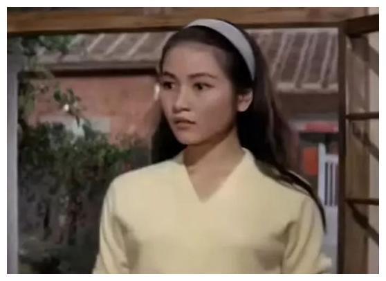 第一代打女“碧眼狐狸”，24岁嫁入豪门；73岁最美武打皇后！