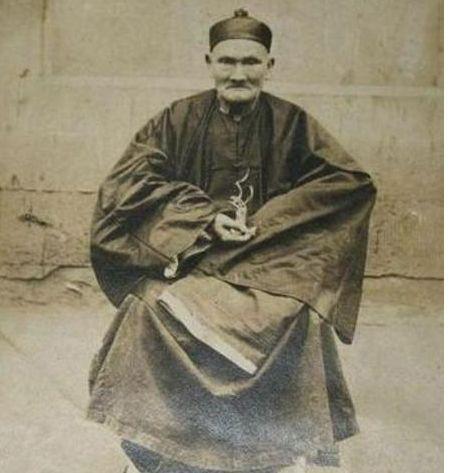 活了256岁的人,历史上真实记载,经历年代让人叹为观止
