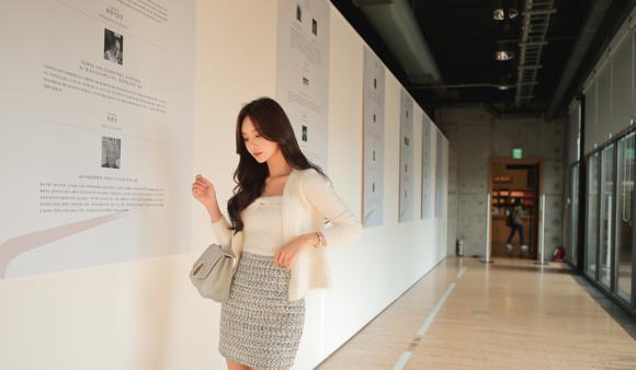 女神孙允珠：娶妻当如孙允珠，貌美身好，比例好。