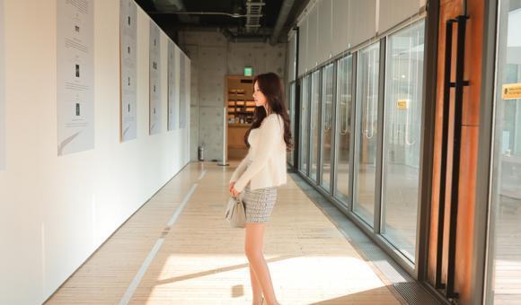 女神孙允珠：娶妻当如孙允珠，貌美身好，比例好。