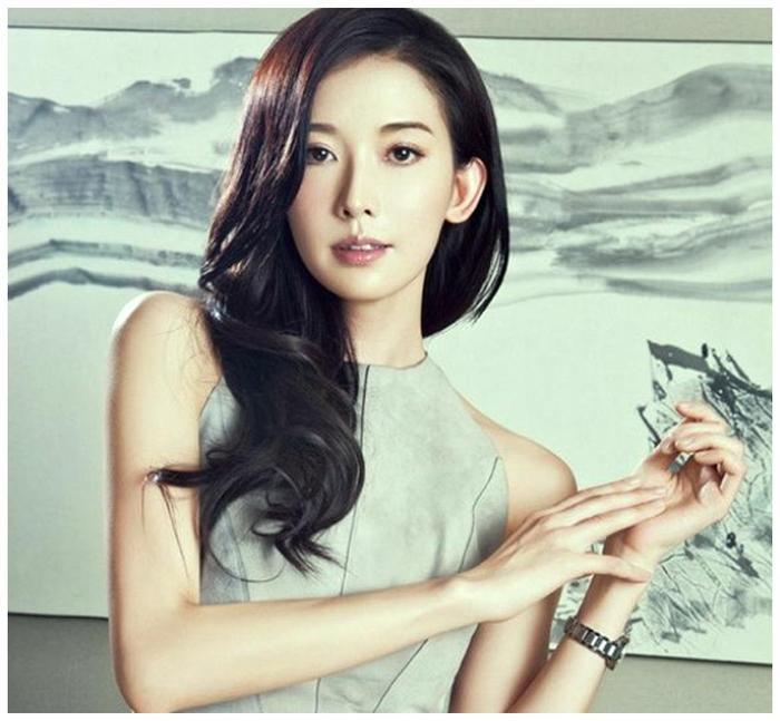 纠缠17年,林志玲婚前KTV激吻言承旭!老公知道了会酸吗?