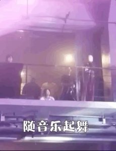 ​跟范晓萱唱《健康歌》的解晓东，近照真胖成爷爷了，可他才51岁