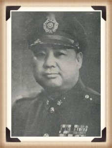 ​名将关麟征书法欣赏：曾被误认为关之琳爷爷，晚年练字听秦腔为乐