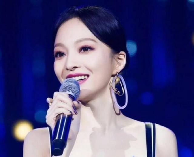 80后当红小花旦张韵涵的成名过程！