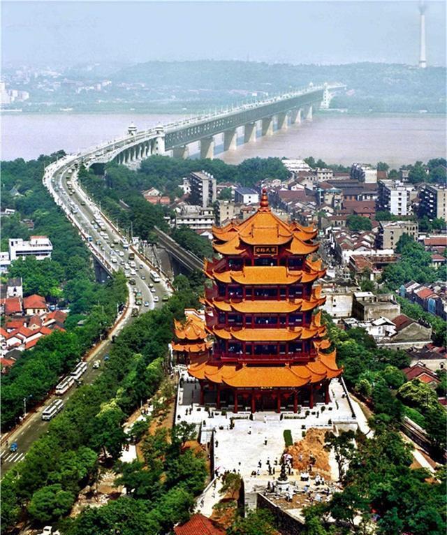 中国的第一个直辖市,由三城镇合并而成