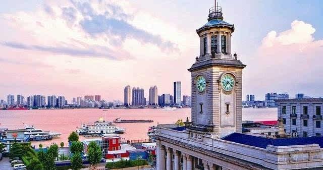 中国的第一个直辖市,由三城镇合并而成