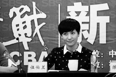 美女董事长称支持王哲林去NBA,球迷调侃“老板这么美别走了”
